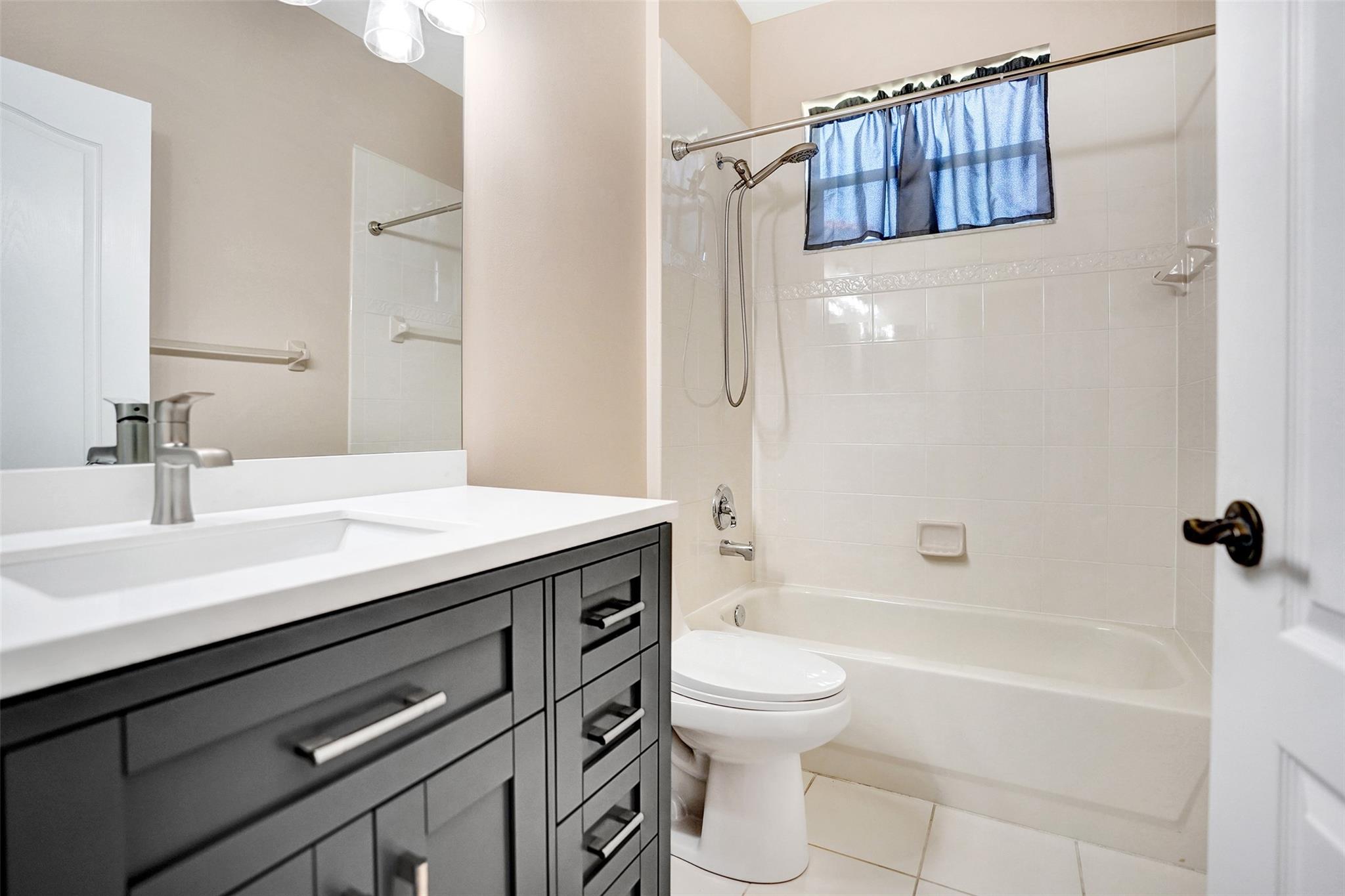 127 Seminole Lakes Dr