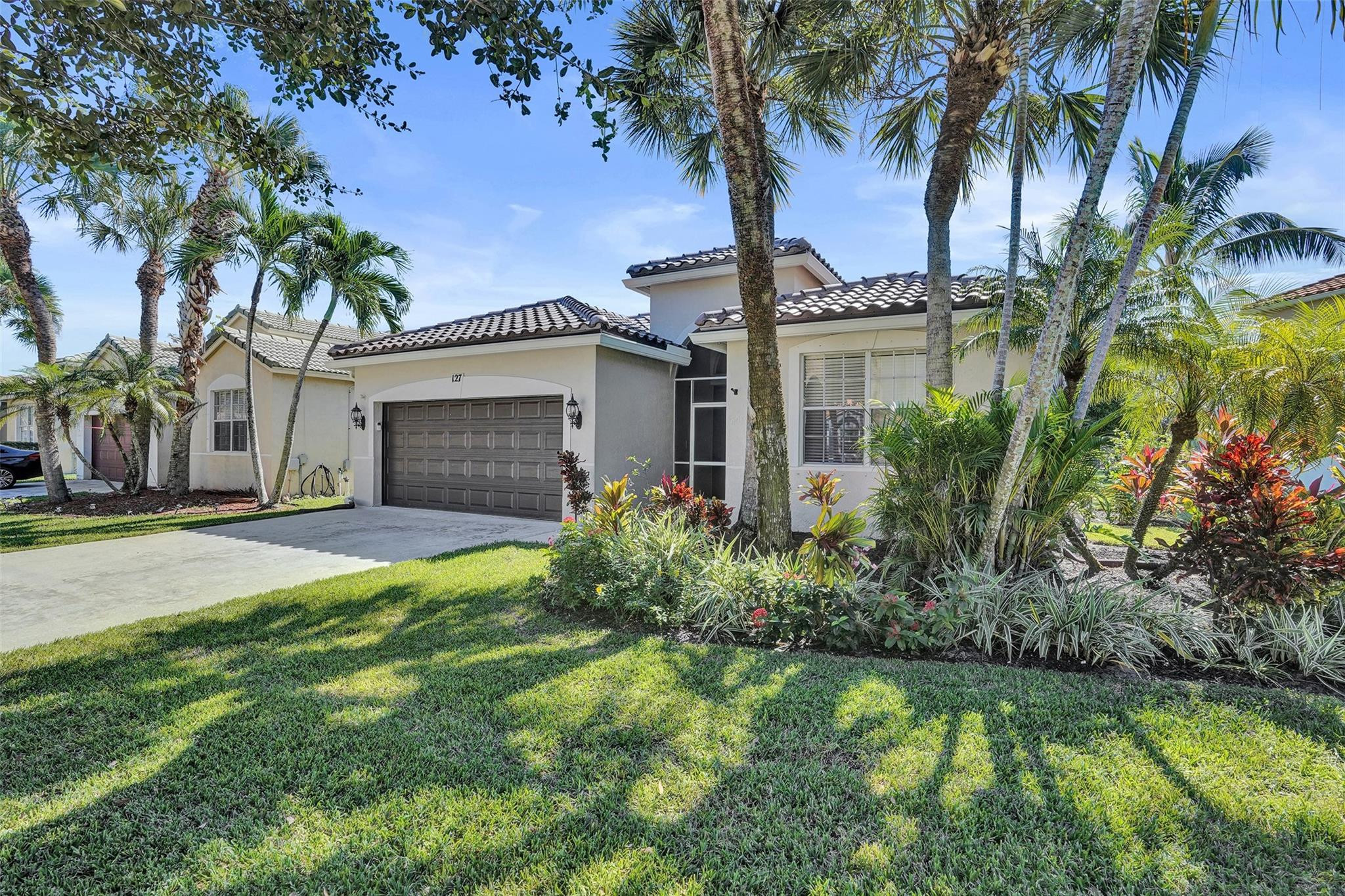 127 Seminole Lakes Dr