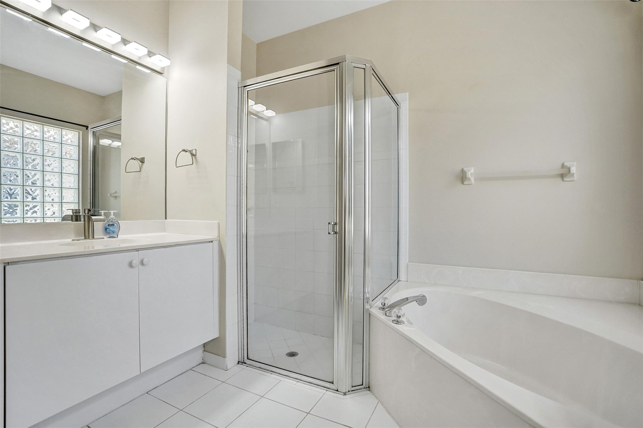 127 Seminole Lakes Dr