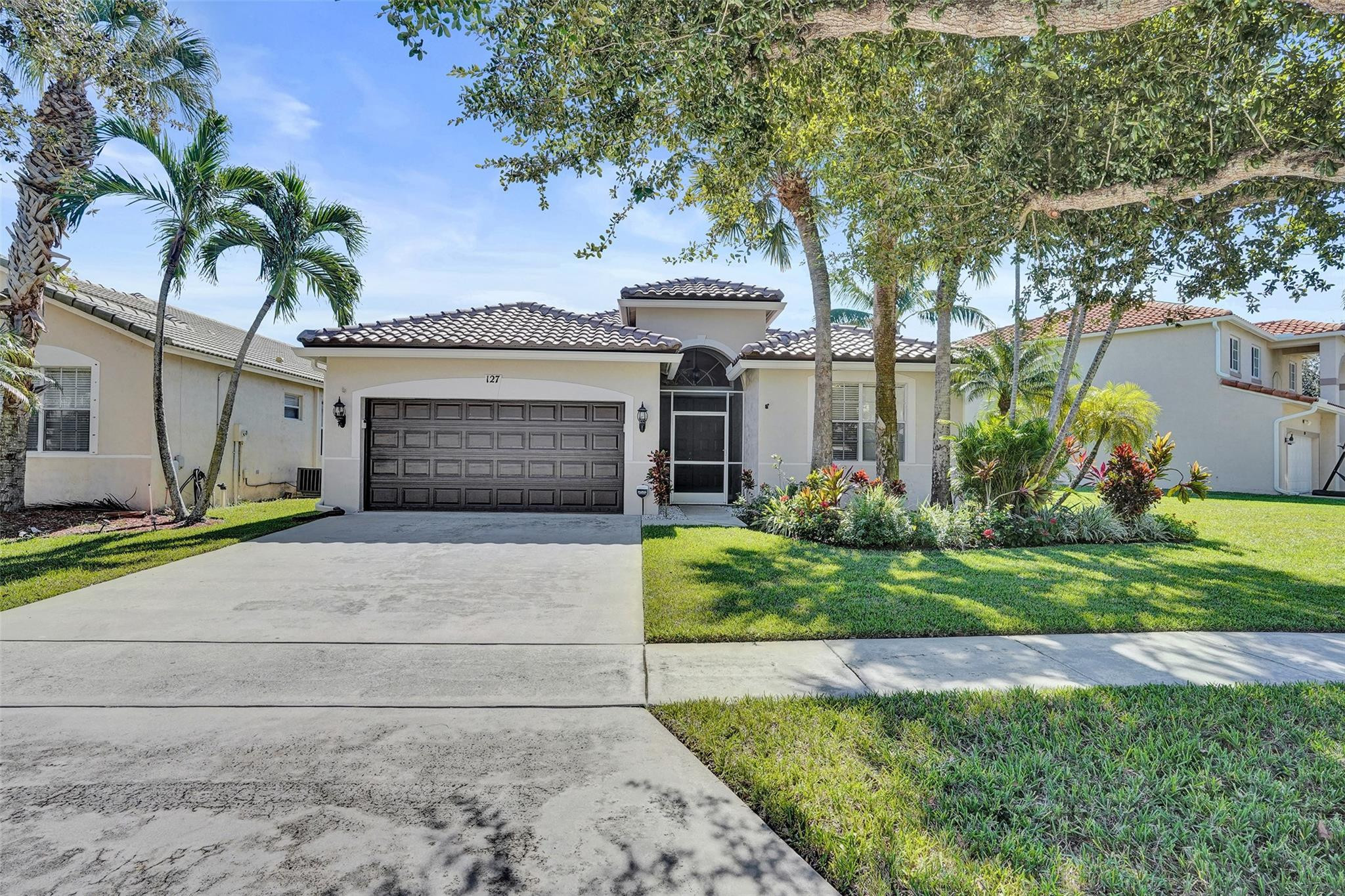 127 Seminole Lakes Dr
