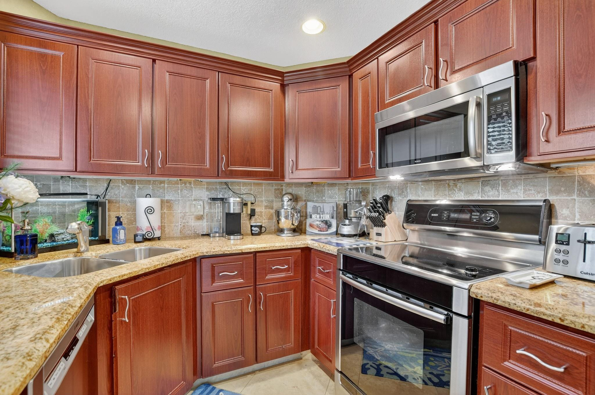 2188 Discovery Cir 2188