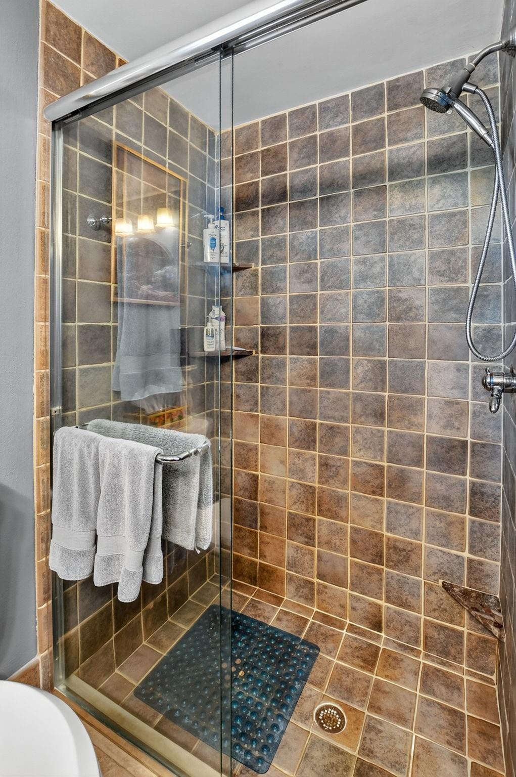 2188 Discovery Cir 2188