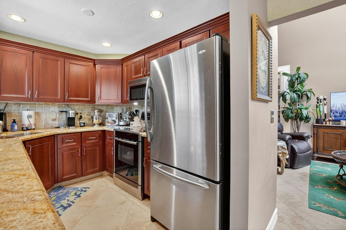 2188 Discovery Cir 2188