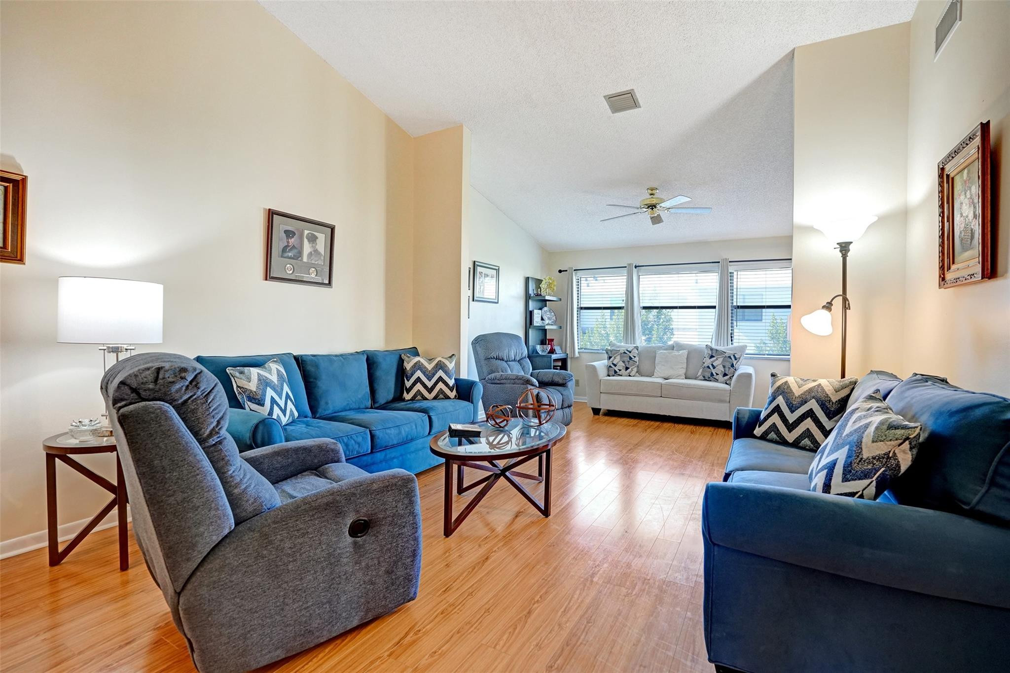 7673 Tahiti Lane 202