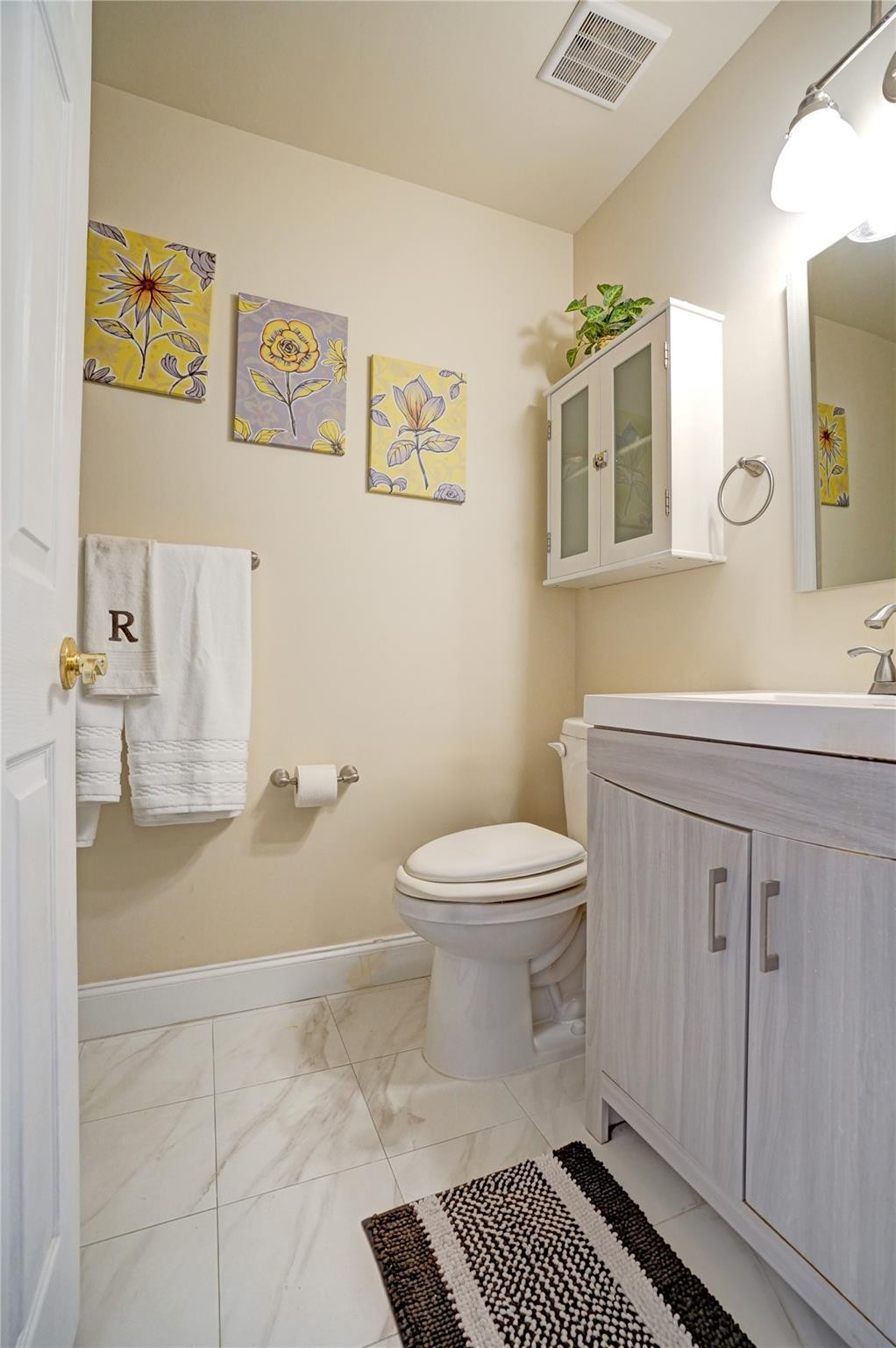 7673 Tahiti Lane 202