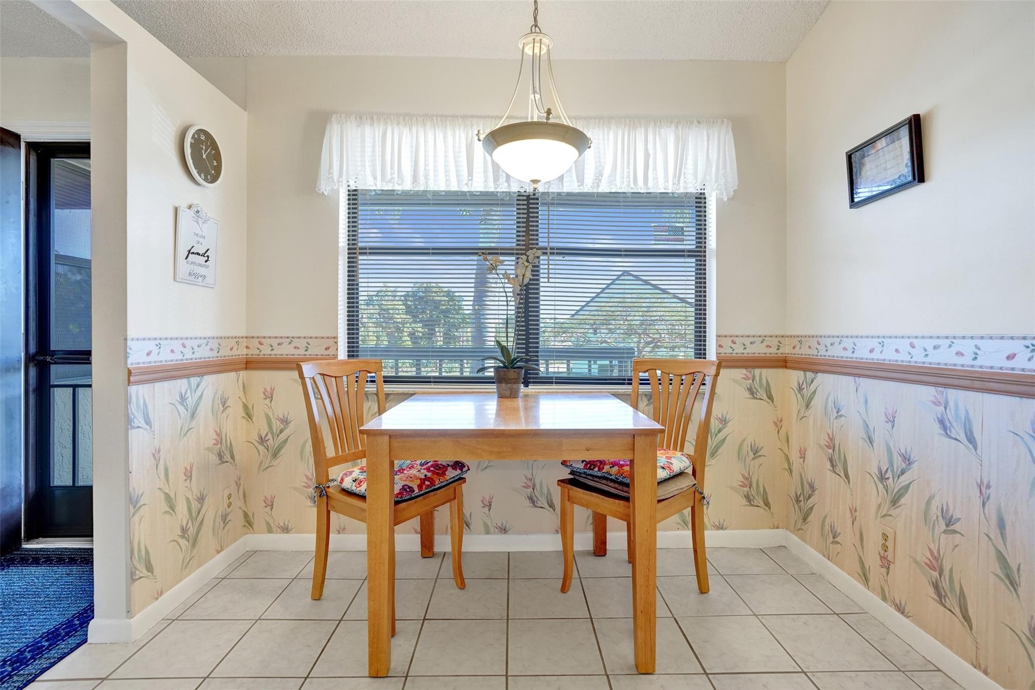 7673 Tahiti Lane 202