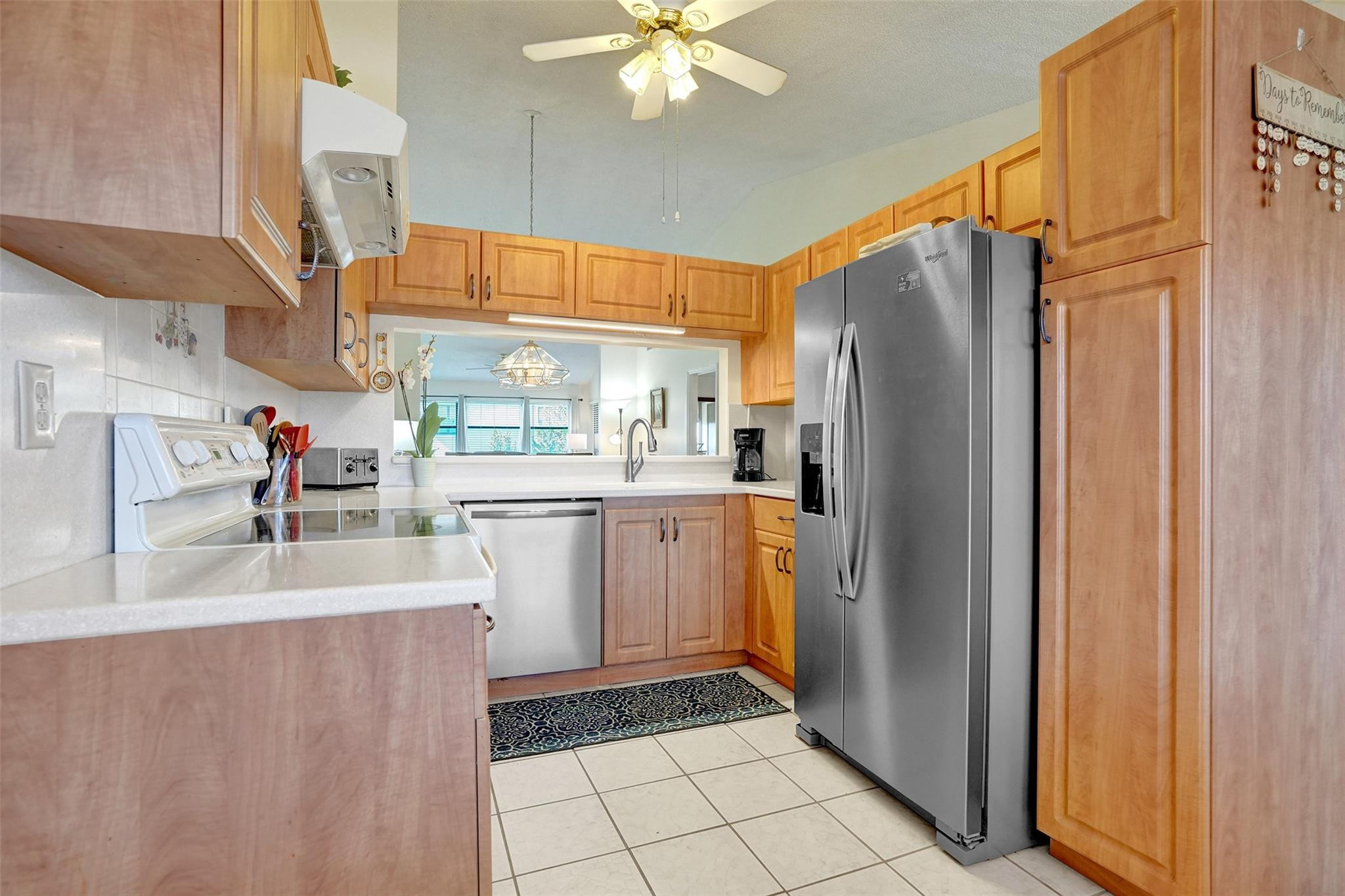 7673 Tahiti Lane 202