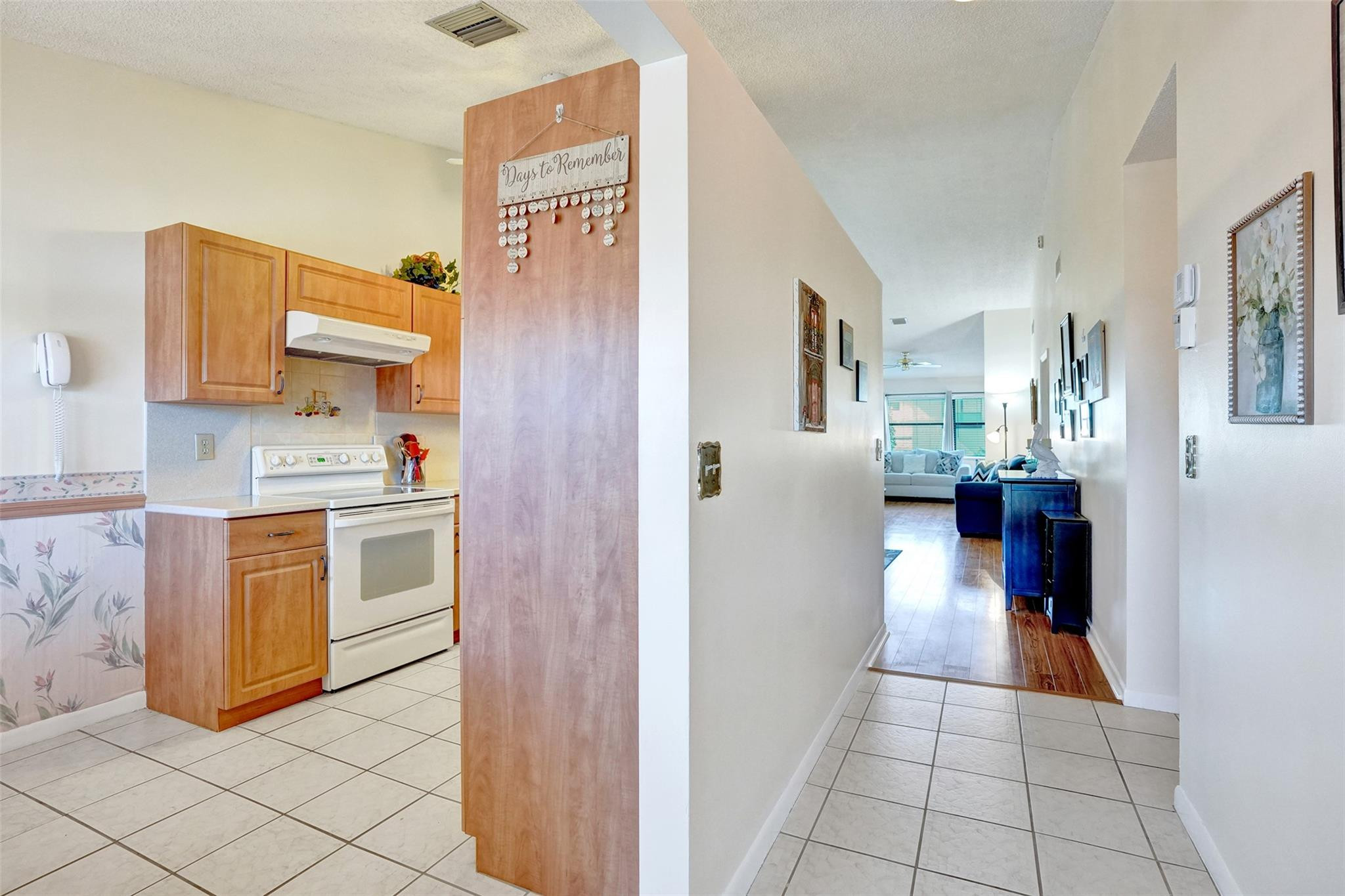 7673 Tahiti Lane 202