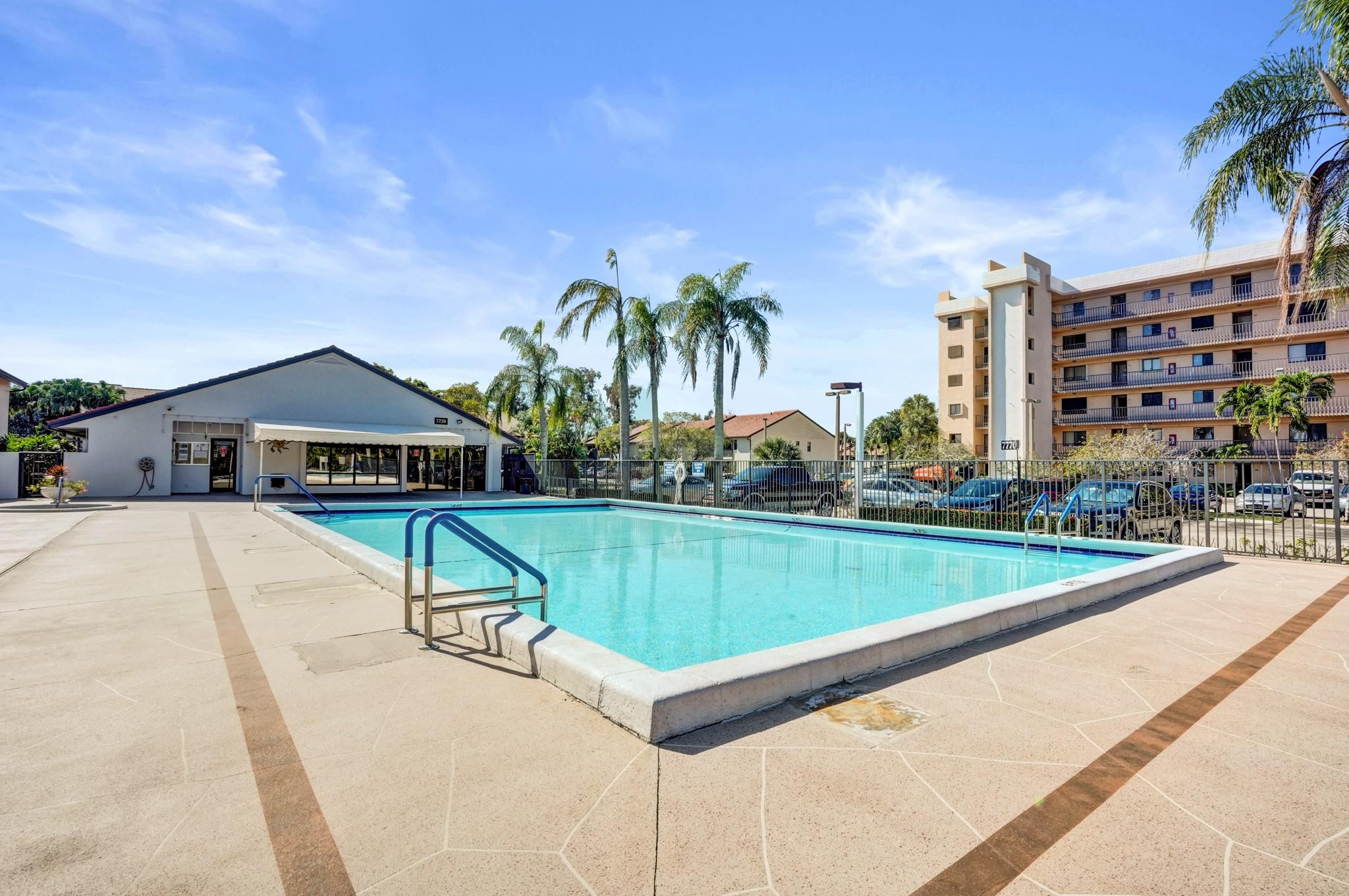 7673 Tahiti Lane 202