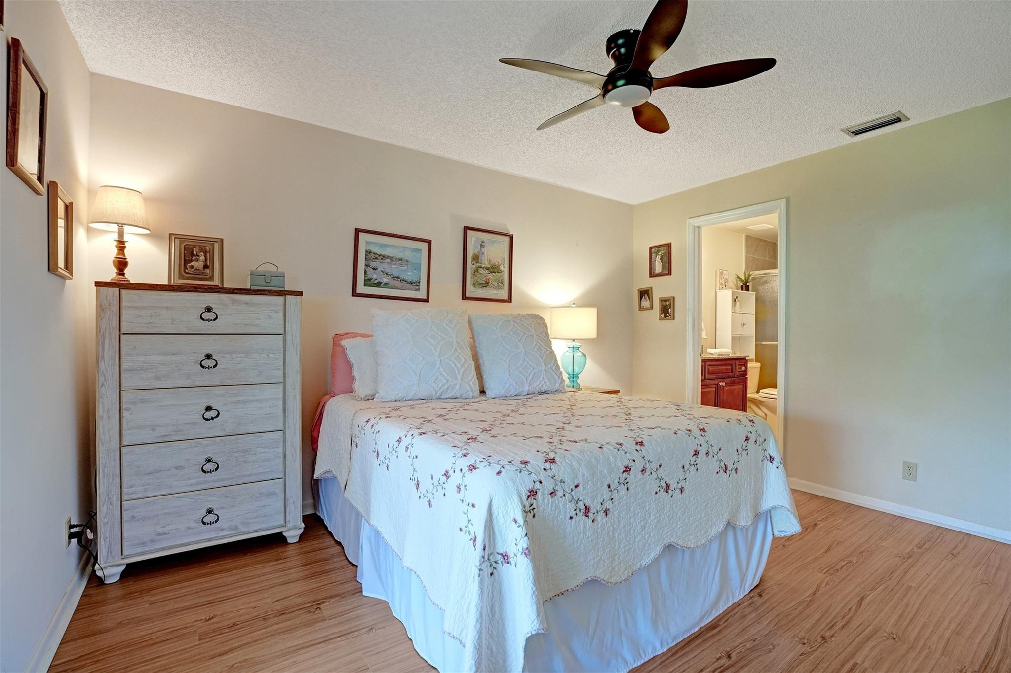 7673 Tahiti Lane 202