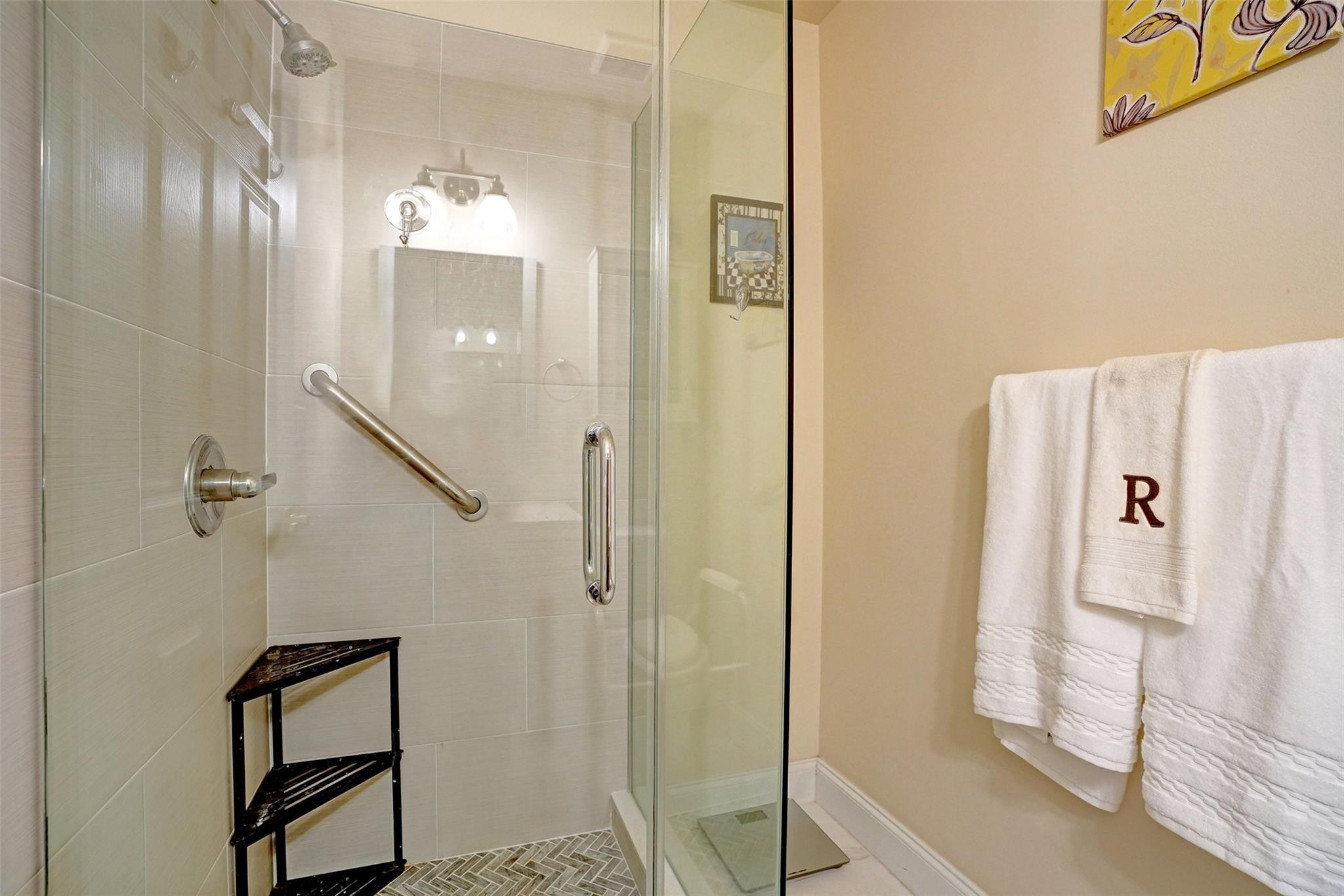 7673 Tahiti Lane 202