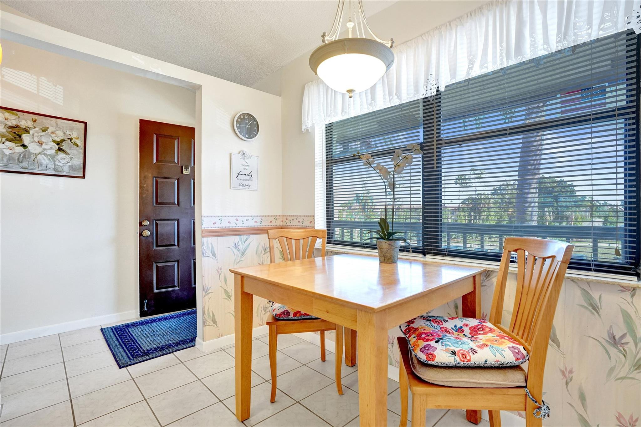 7673 Tahiti Lane 202