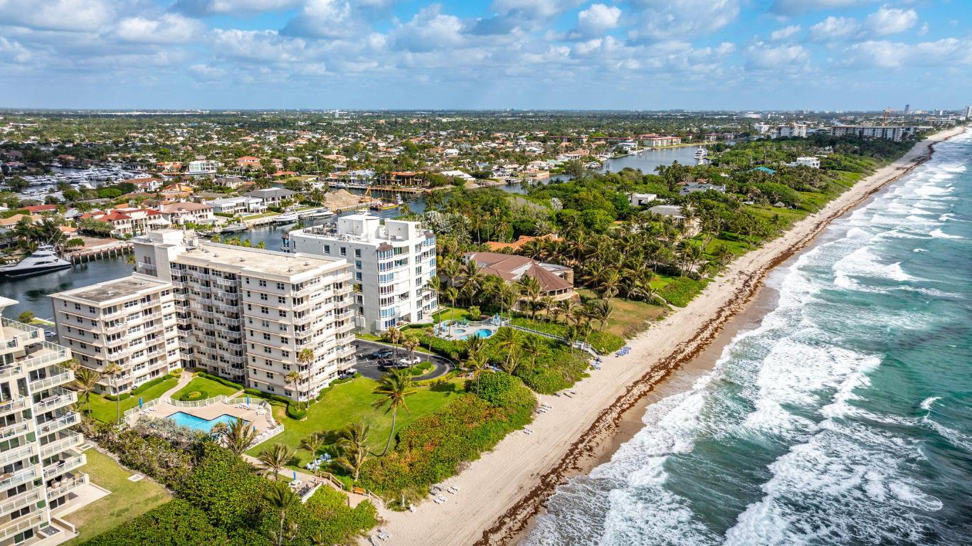 1069 Hillsboro Mile 401