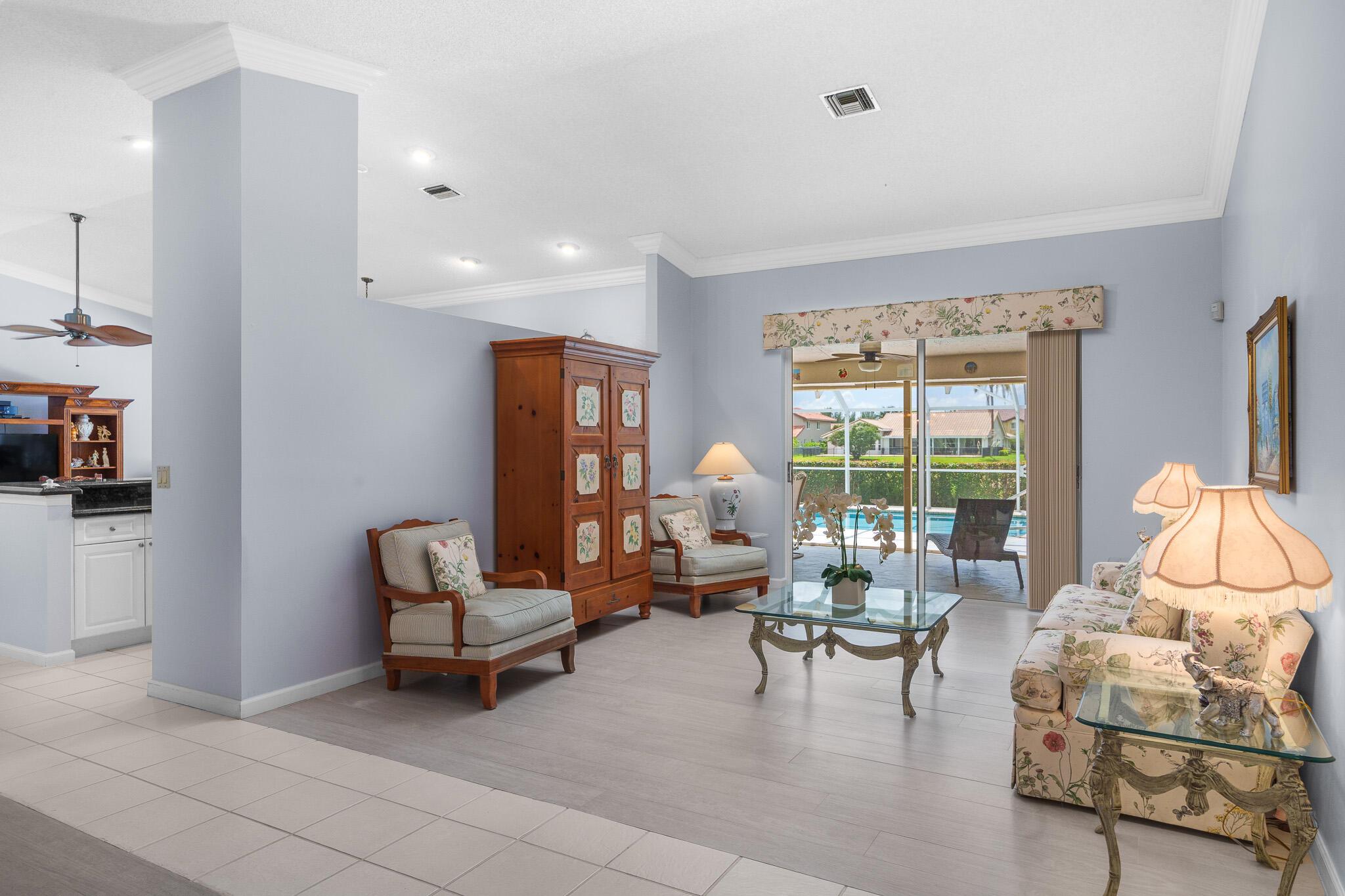 11199 Island Lakes Lane