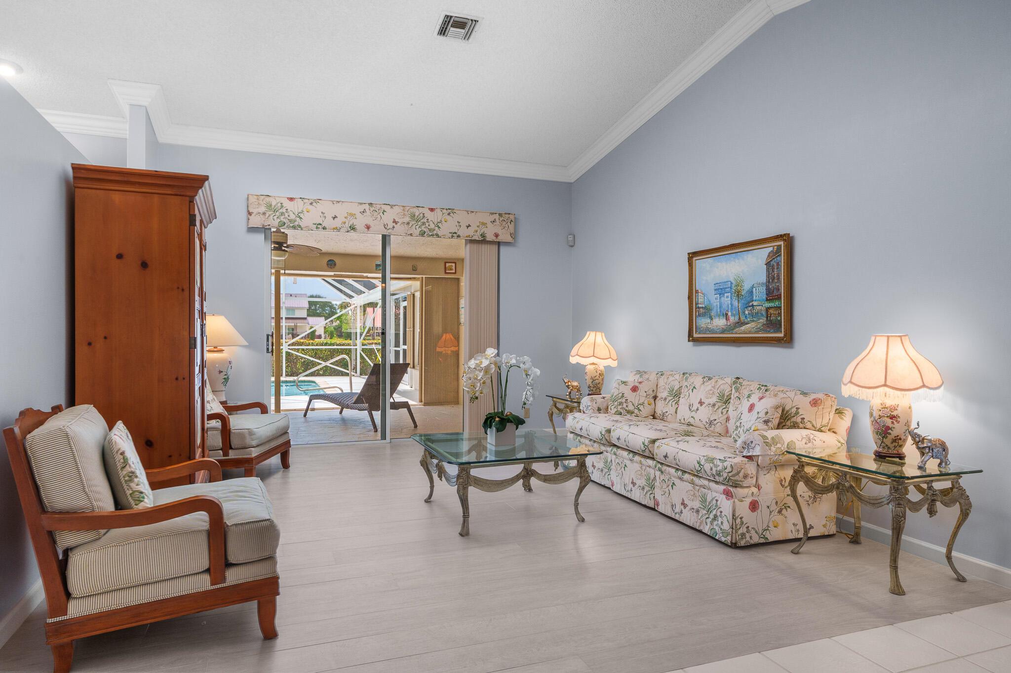 11199 Island Lakes Lane