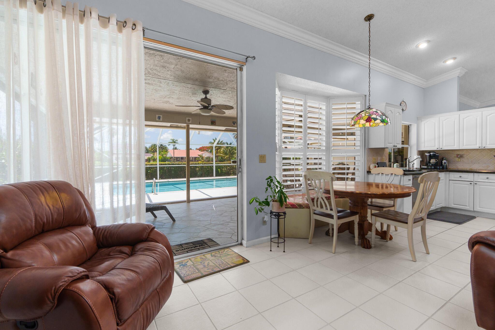 11199 Island Lakes Lane