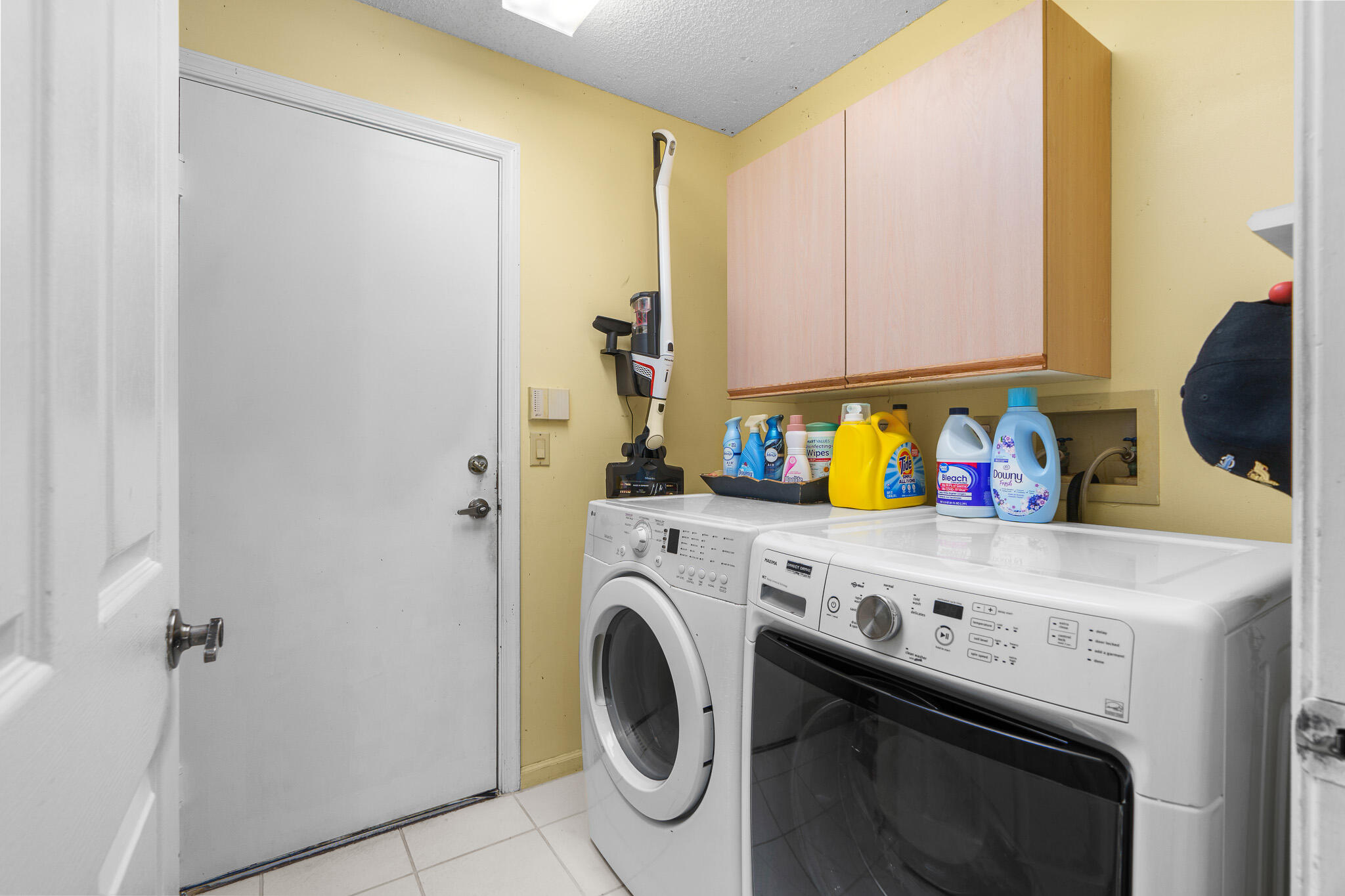 11199 Island Lakes Lane