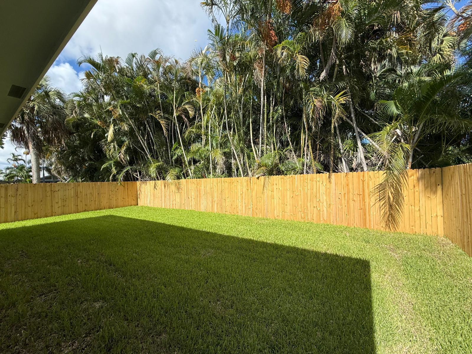 7723 S Haverhill Road