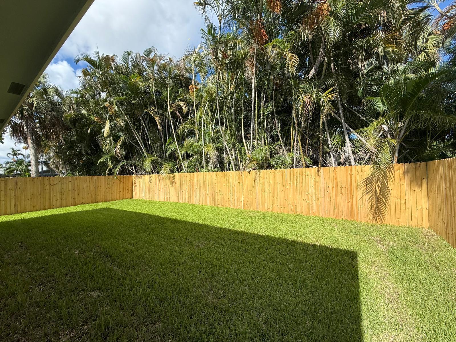 7723 S Haverhill Road