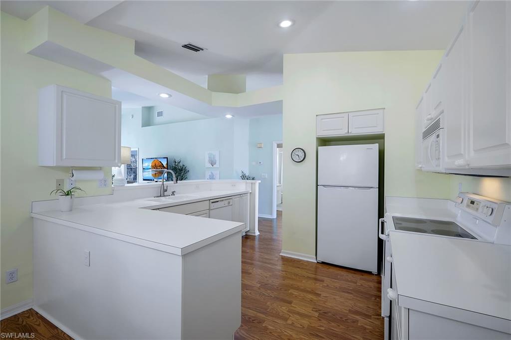 434 Wiggins Lake CT # 201