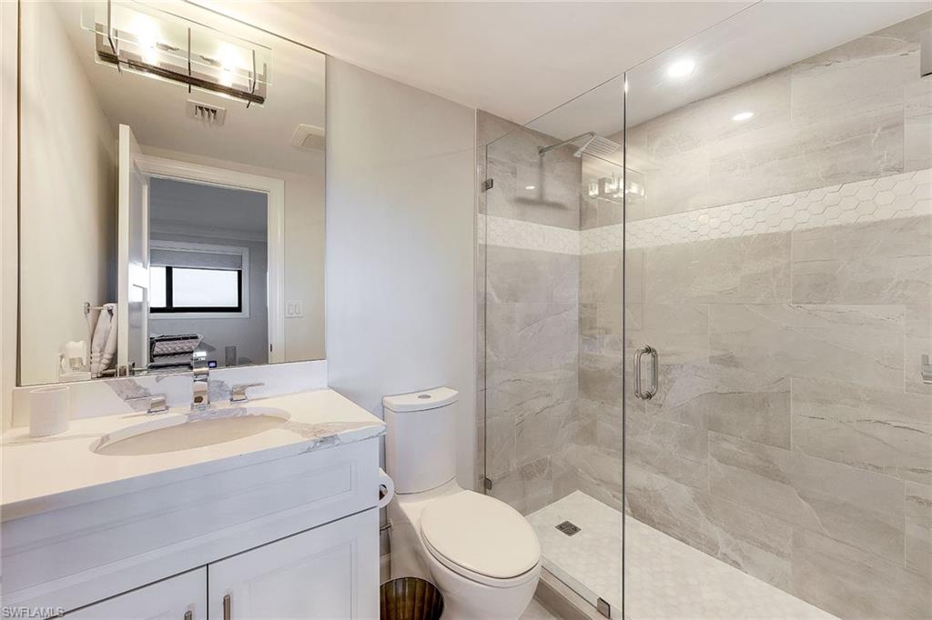 6300 Pelican Bay BLVD # 405 Unit: A-405