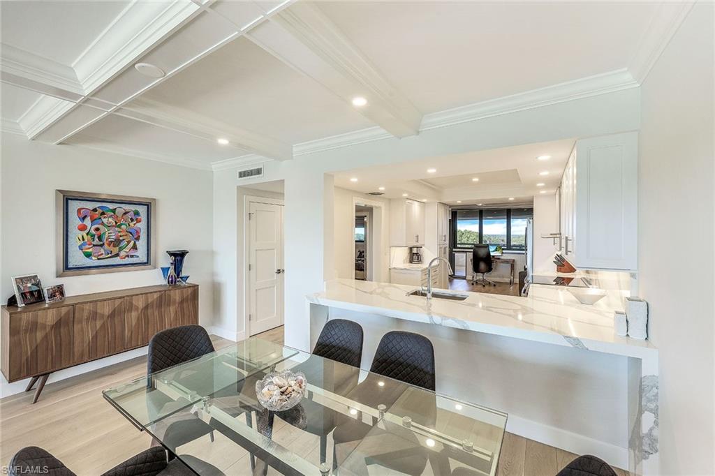 6300 Pelican Bay BLVD # 405 Unit: A-405