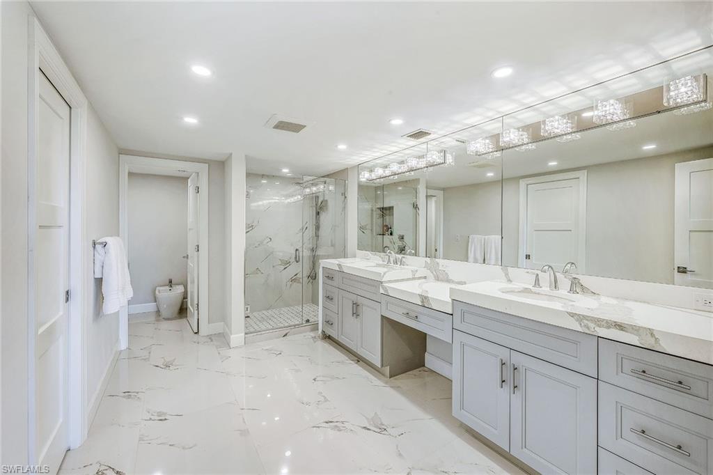 6300 Pelican Bay BLVD # 405 Unit: A-405