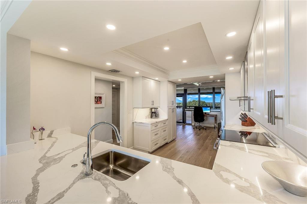 6300 Pelican Bay BLVD # 405 Unit: A-405