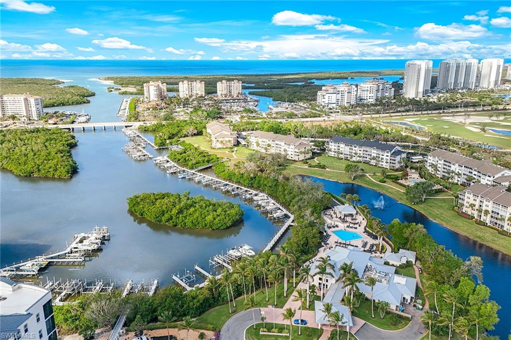 752 Wiggins Lake DR # 101