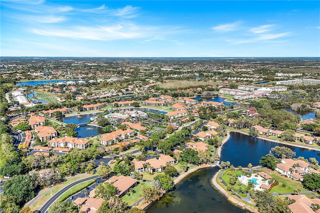 528 Retreat DR # 203