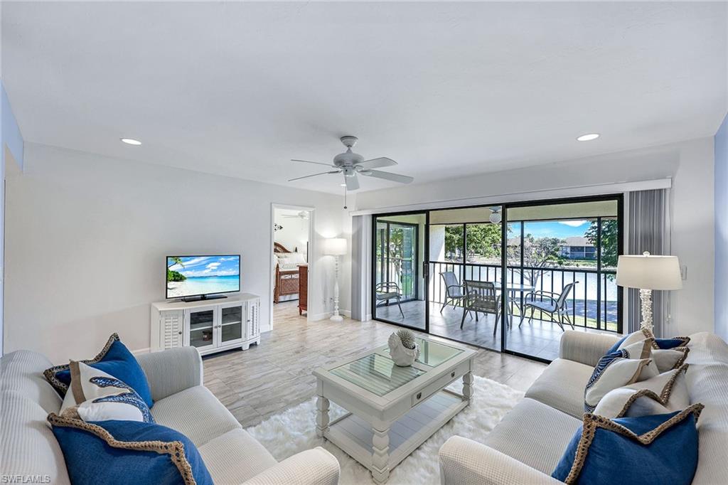 528 Retreat DR # 203