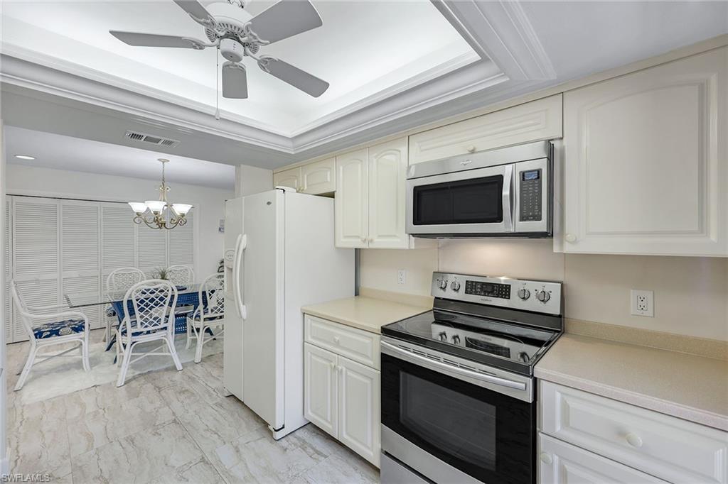528 Retreat DR # 203