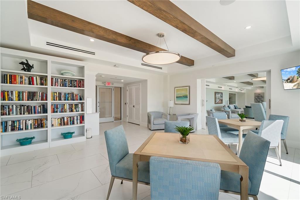 3430 Gulf Shore BLVD N # 4I