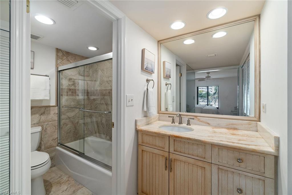 3430 Gulf Shore BLVD N # 4I