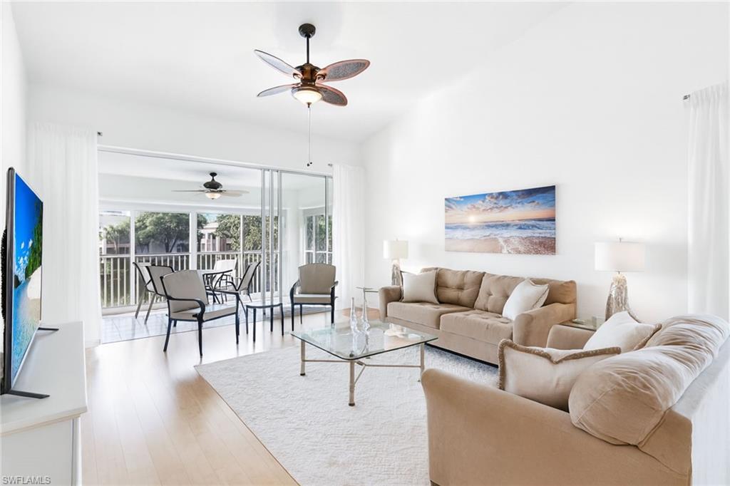 752 Wiggins Lake DR # 202