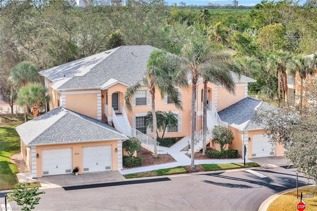 675 Wiggins Lake DR # 201