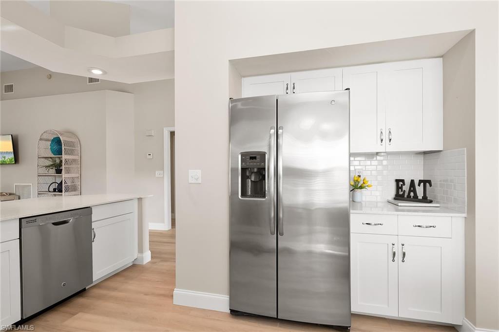 675 Wiggins Lake DR # 201