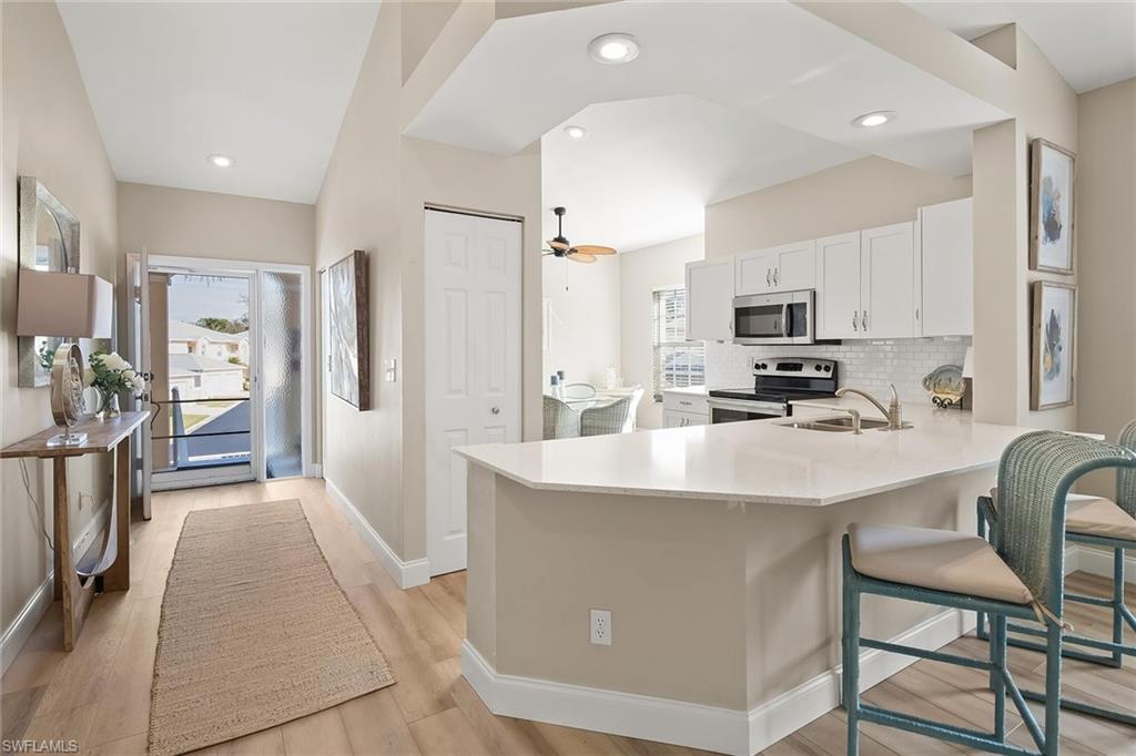 675 Wiggins Lake DR # 201