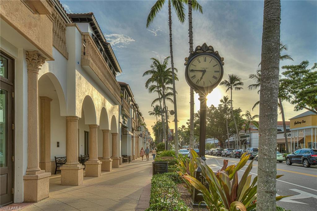 675 Wiggins Lake DR # 201