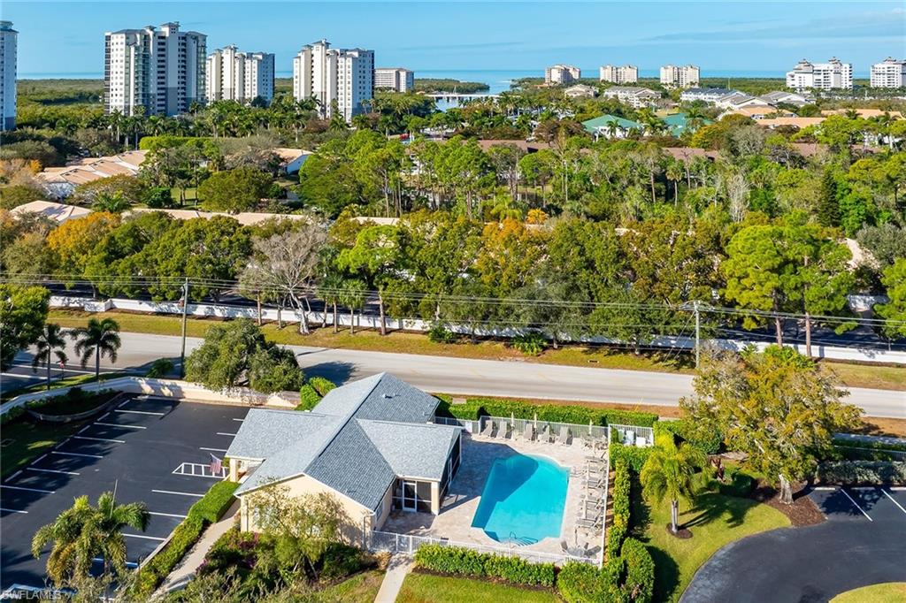 675 Wiggins Lake DR # 201