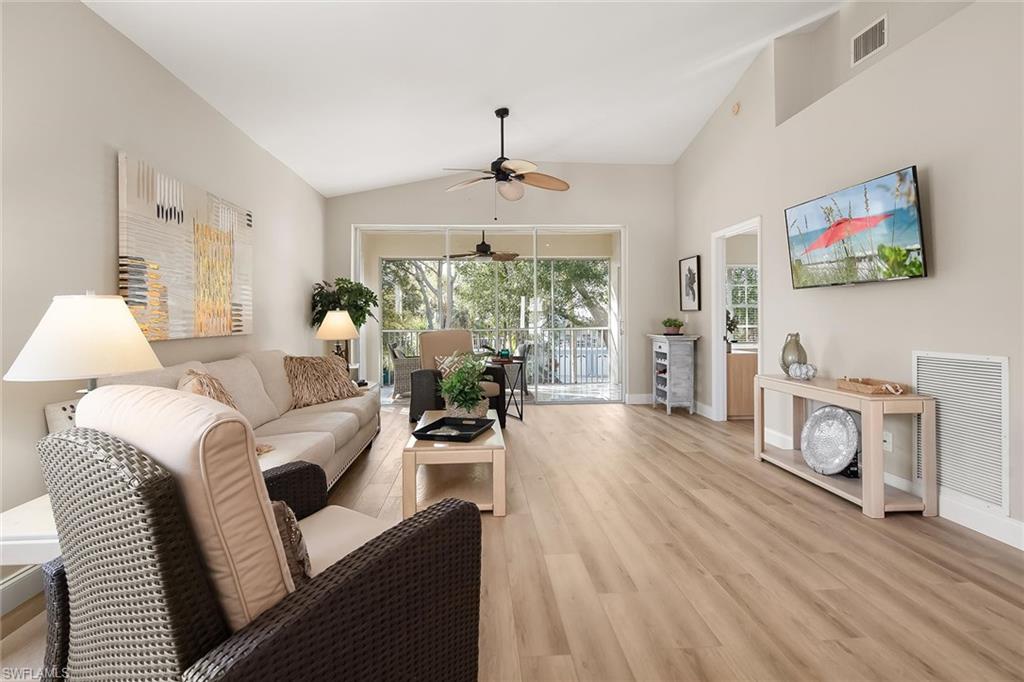 675 Wiggins Lake DR # 201