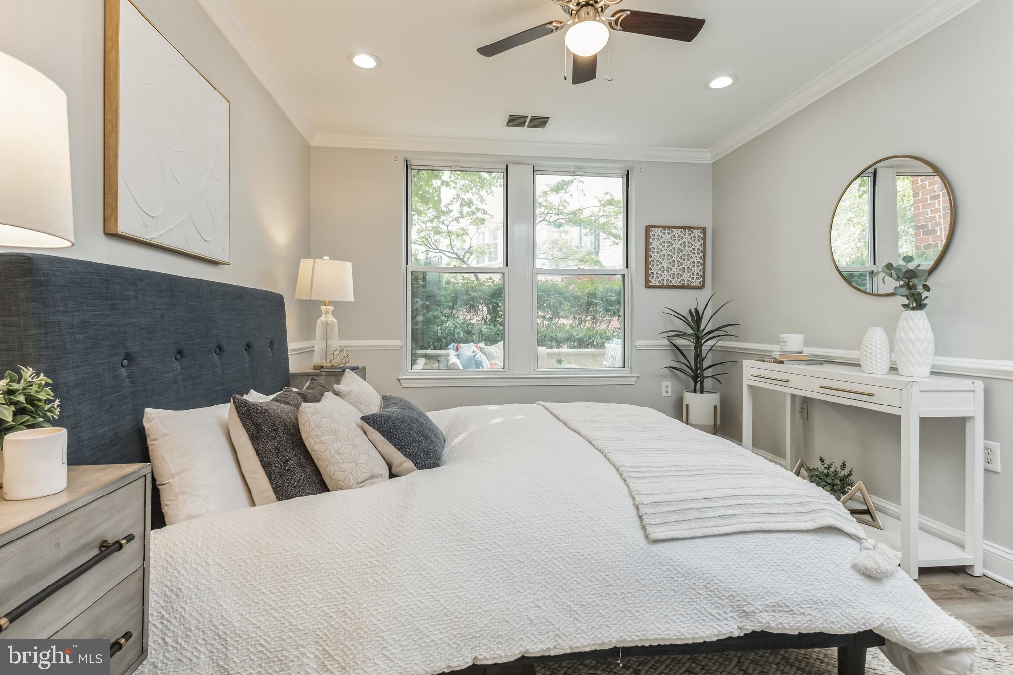 1391 PENNSYLVANIA AVENUE SE Unit: M02