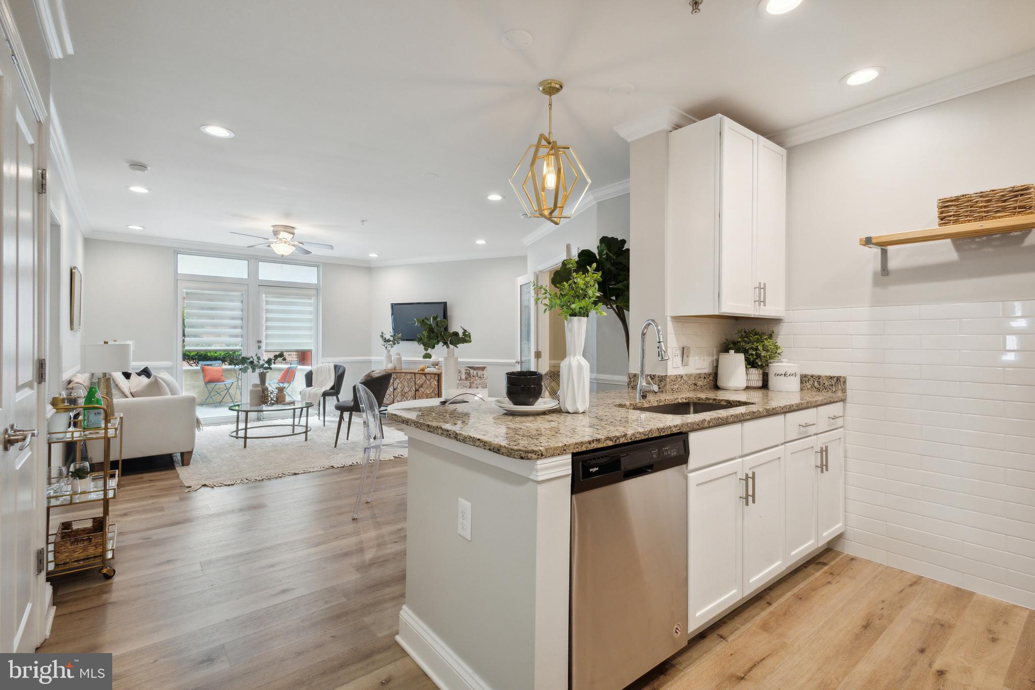 1391 PENNSYLVANIA AVENUE SE Unit: M02