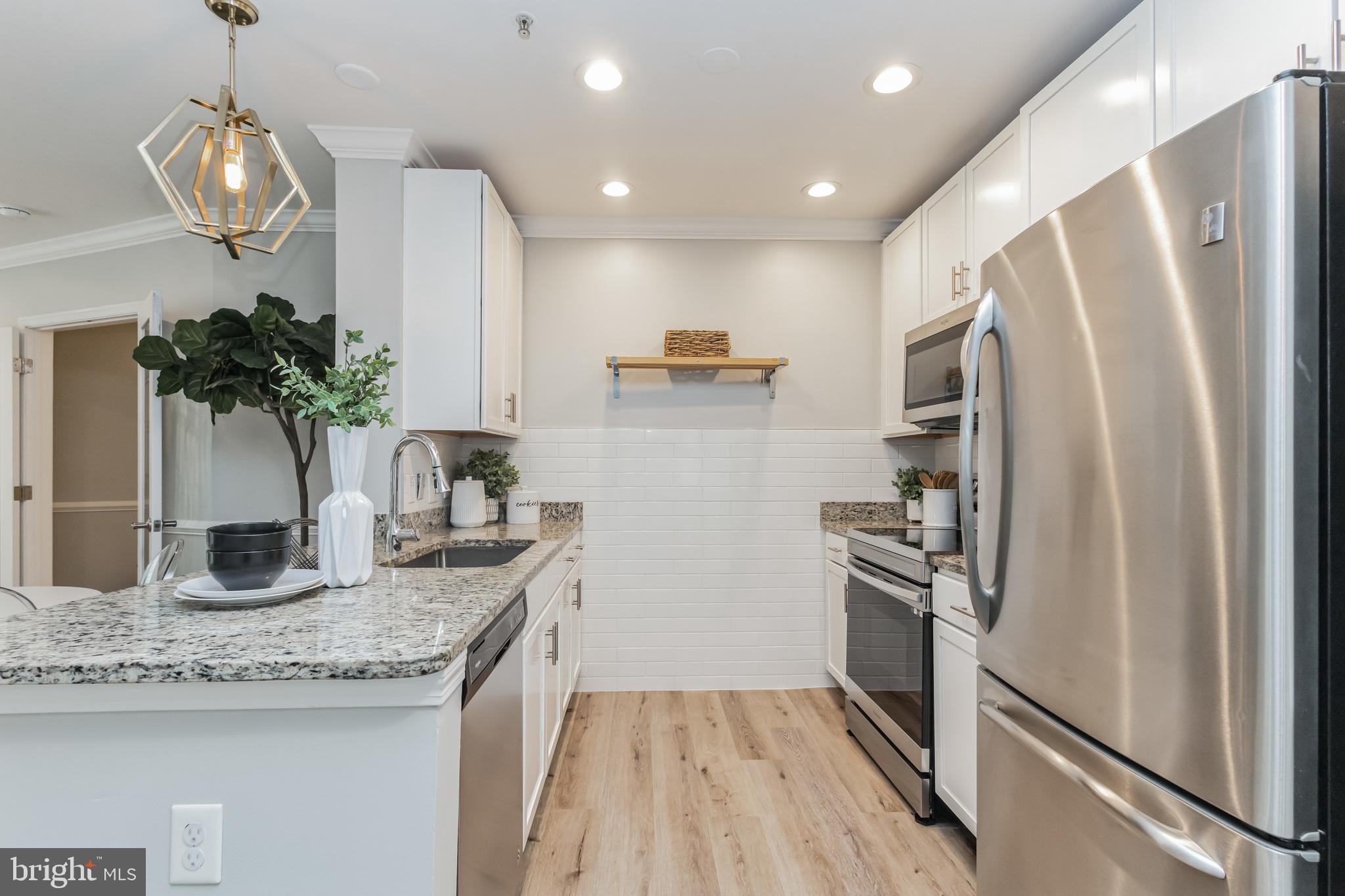 1391 PENNSYLVANIA AVENUE SE Unit: M02