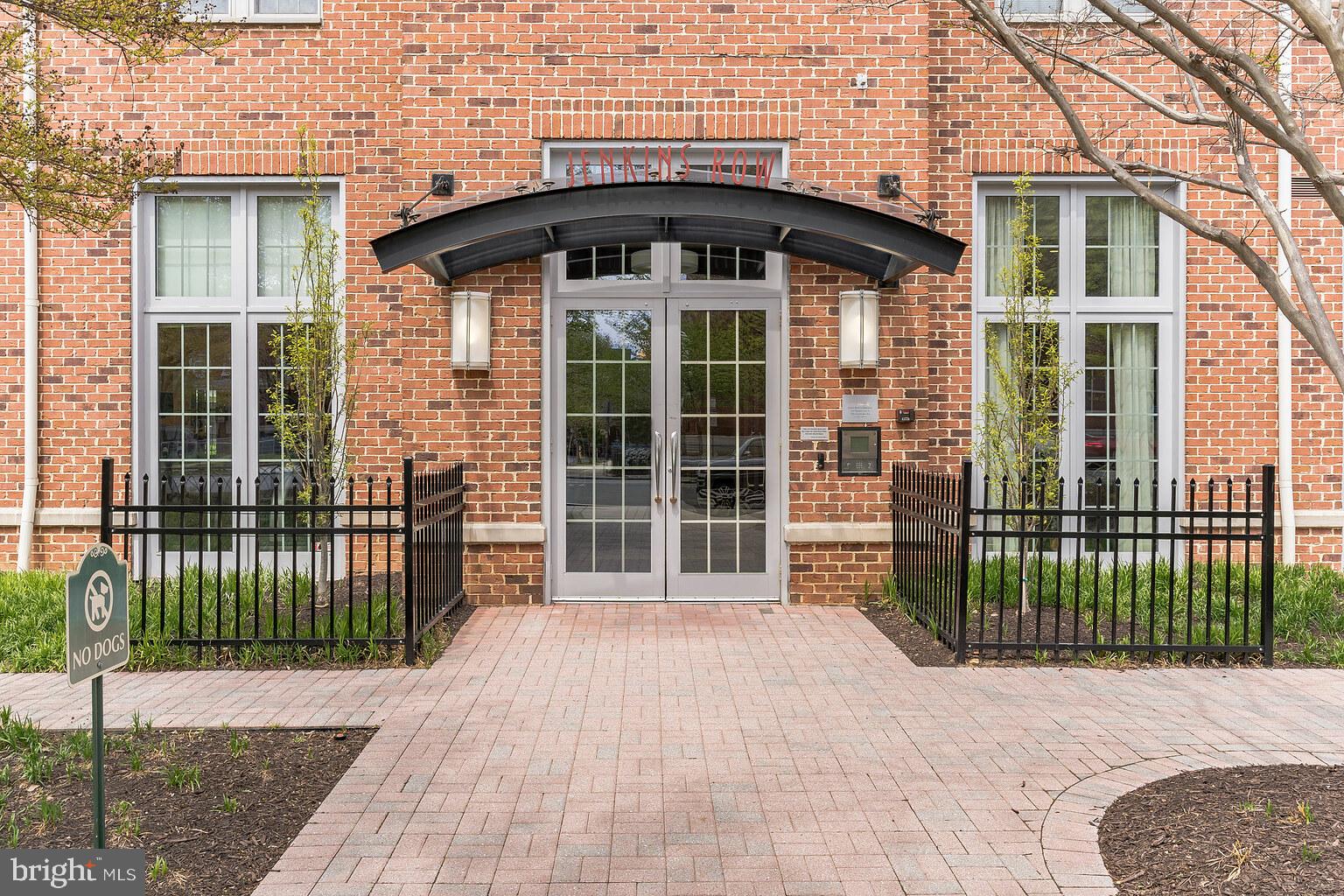 1391 Pennsylvania Ave SE #545