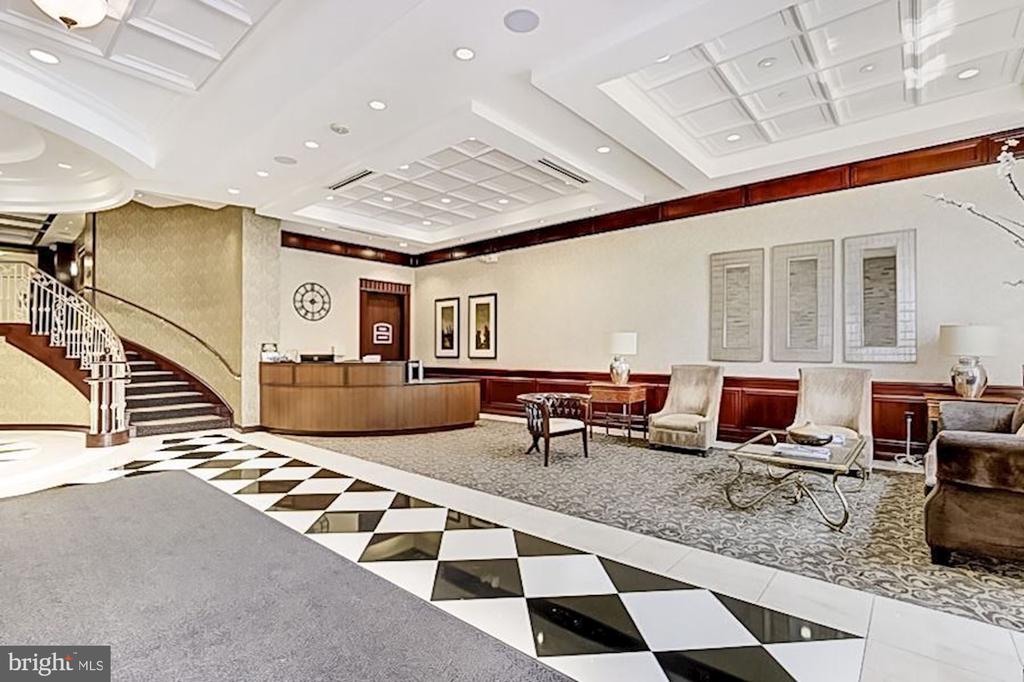 1391 PENNSYLVANIA AVE SE #325