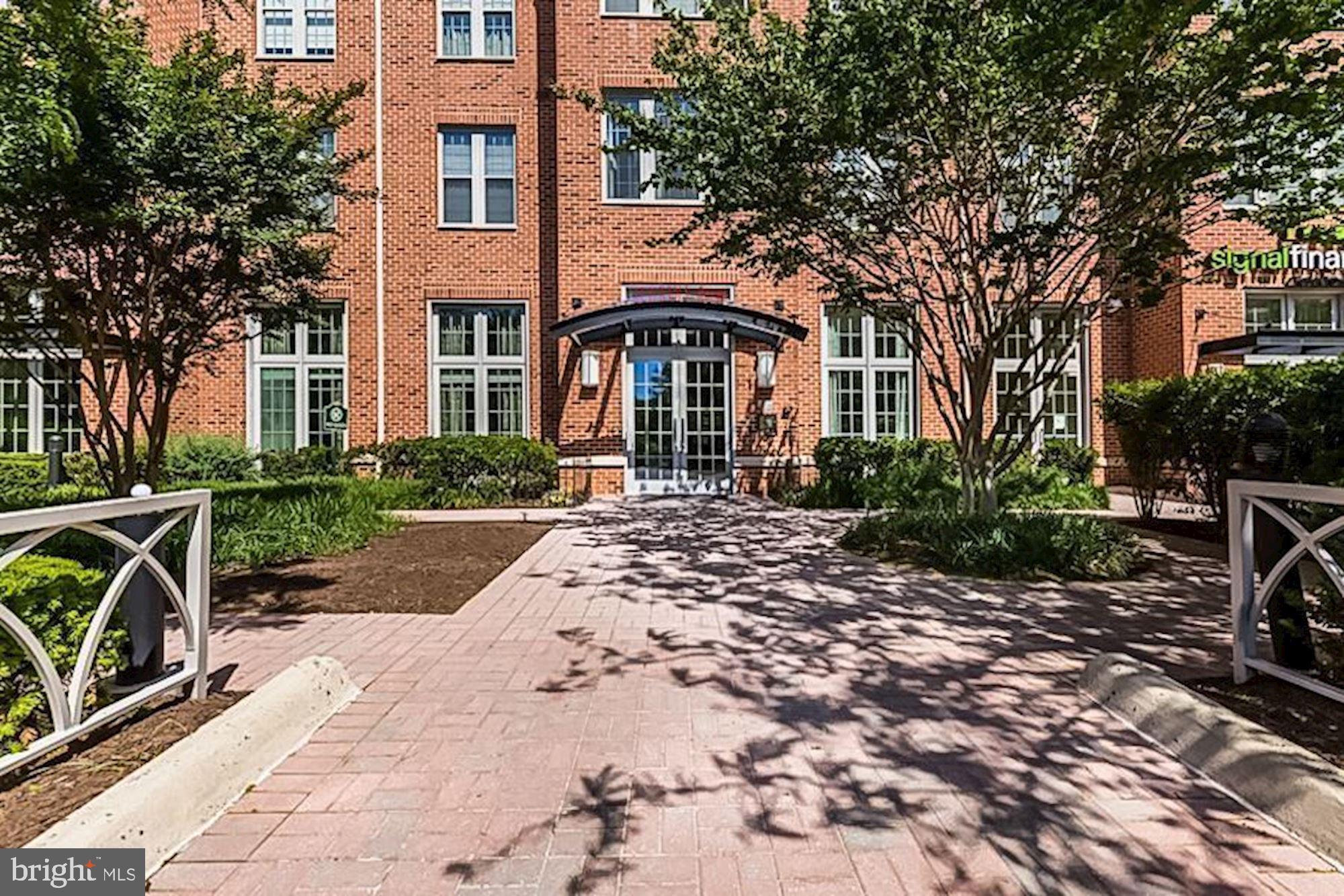 1391 PENNSYLVANIA AVE SE #325
