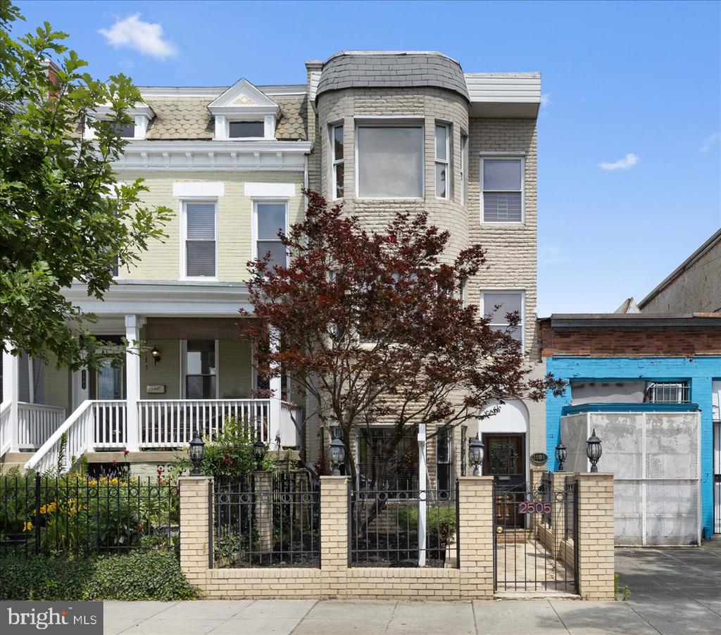2505 N Capitol St NE
