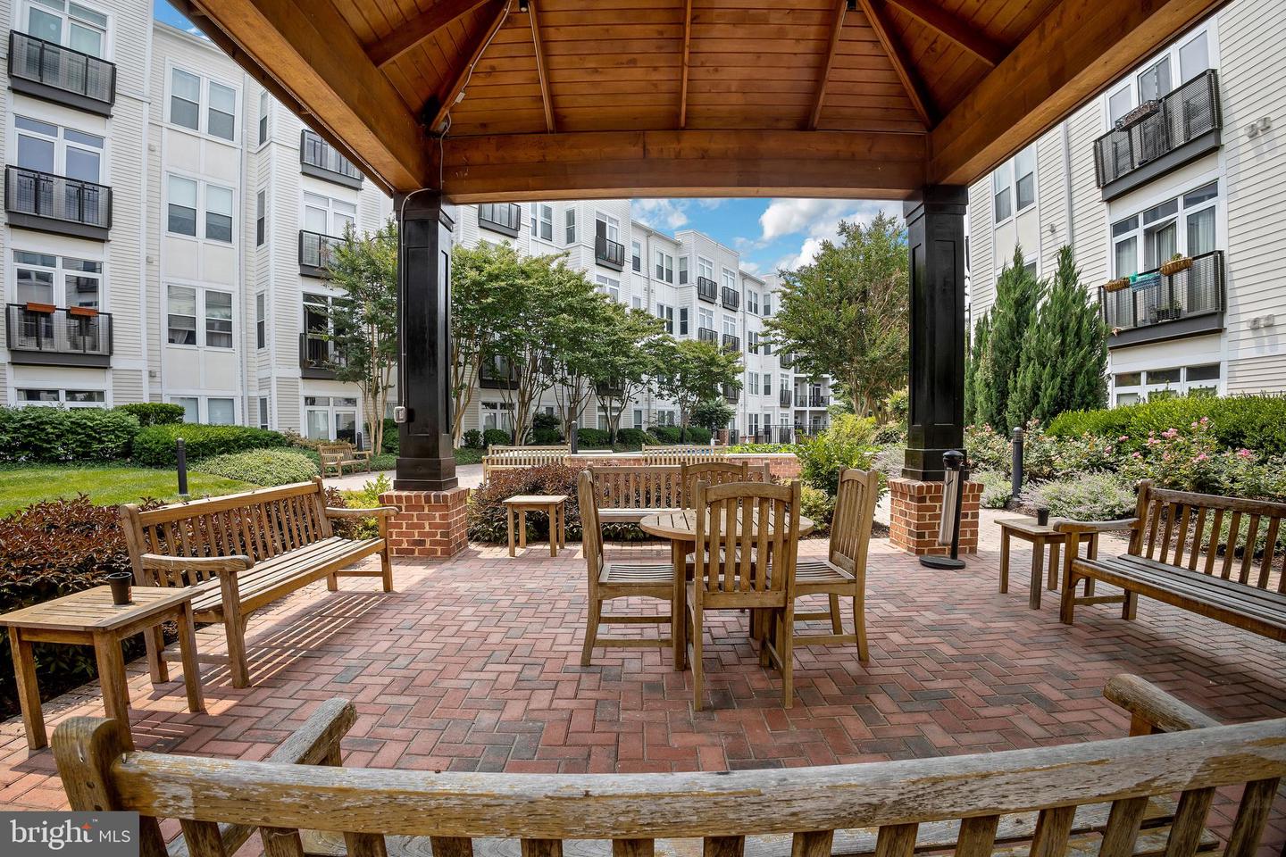 1391 Pennsylvania Ave SE #408
