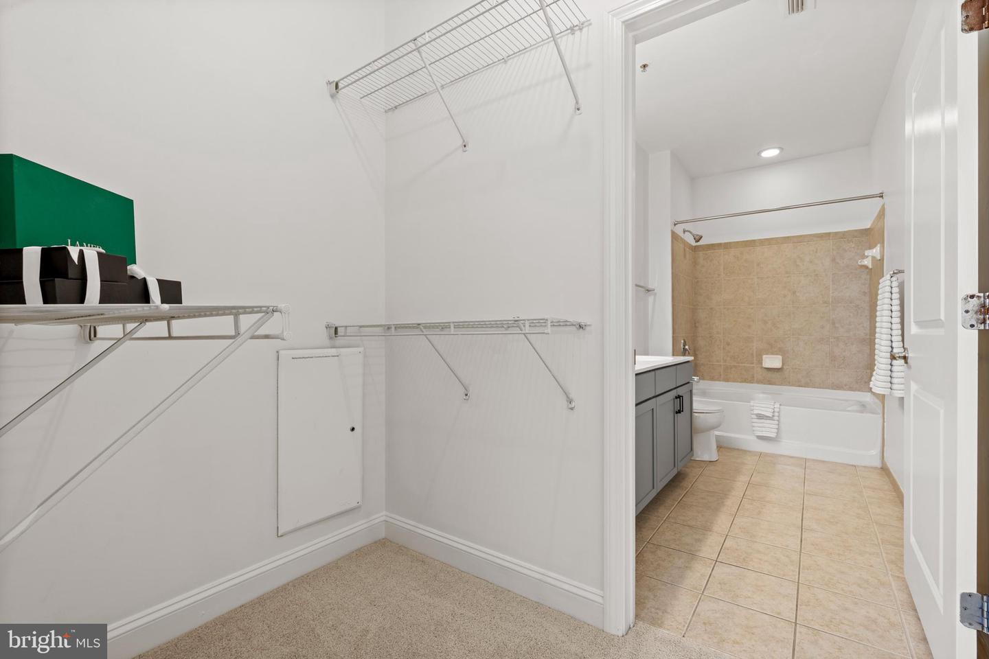 1391 Pennsylvania Ave SE #408